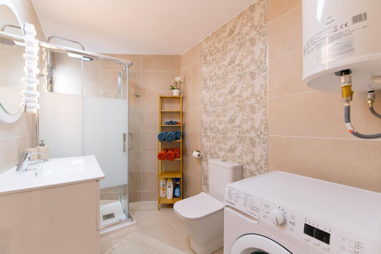 Sea View, Newly Renovated, 2 Bedrooms Apartment In Costa Adeje מראה חיצוני תמונה