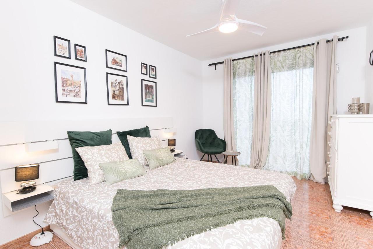 Sea View, Newly Renovated, 2 Bedrooms Apartment In Costa Adeje מראה חיצוני תמונה