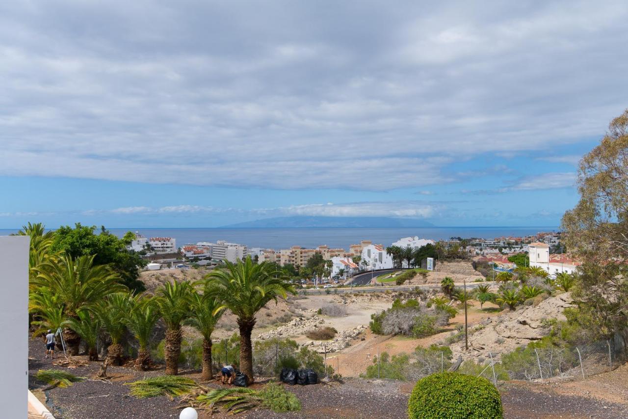 Sea View, Newly Renovated, 2 Bedrooms Apartment In Costa Adeje מראה חיצוני תמונה