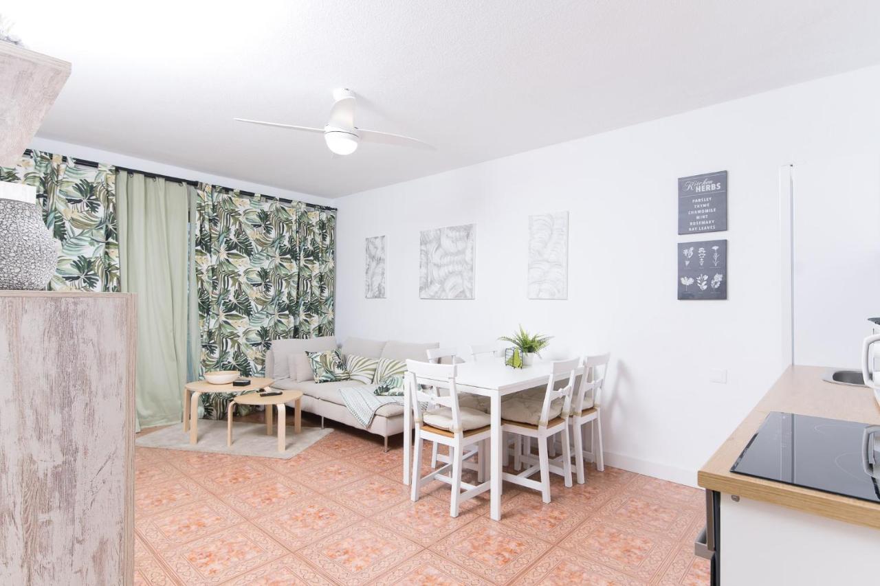Sea View, Newly Renovated, 2 Bedrooms Apartment In Costa Adeje מראה חיצוני תמונה